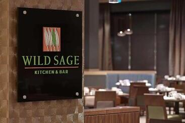 Doubletree By Hilton Hotel & Conference Centre Regina