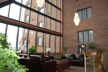 בית מלון כפרי Doubletree By Hilton Kingston
