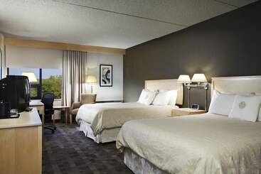 בית מלון כפרי Doubletree By Hilton Kingston
