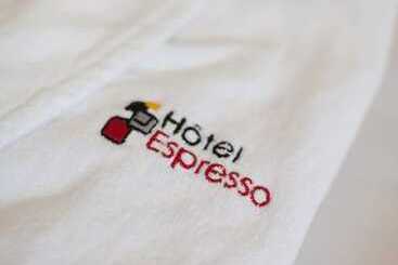 هتل Espresso Montreal Centre Ville / Downtown