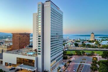 هتل Hilton Quebec