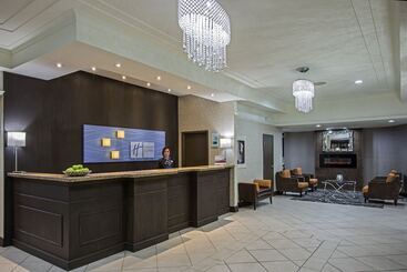 هتل Quality Inn & Suites