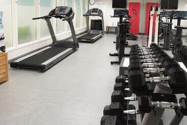 هتل Holiday Inn & Suites Winnipeg Downtown, An Ihg