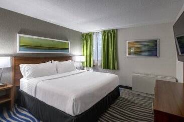 هتل Holiday Inn Winnipeg   Airport West, An Ihg