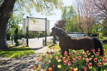 Huntingdon Hotel And Suites
