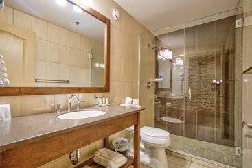 هتل Keltic Lodge At The Highlands