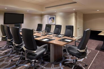 בית מלון כפרי Le Centre Sheraton Montreal