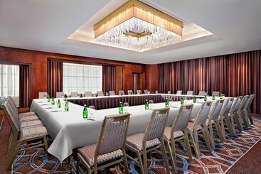בית מלון כפרי Le Centre Sheraton Montreal