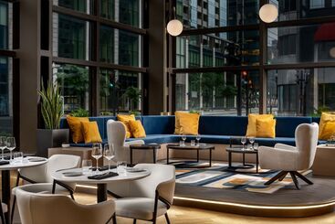 בית מלון כפרי Le Centre Sheraton Montreal
