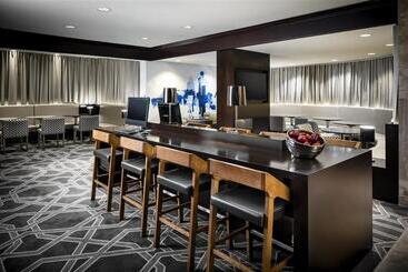 בית מלון כפרי Le Centre Sheraton Montreal