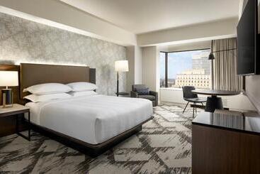 בית מלון כפרי Le Centre Sheraton Montreal