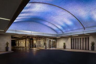 בית מלון כפרי Le Centre Sheraton Montreal