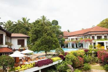 هتل Mahaweli Reach