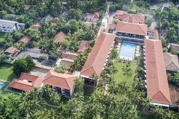 Mermaid Hotel & Club