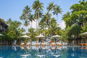 Mermaid Hotel & Club