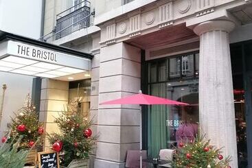 ホテル NH Bern The Bristol