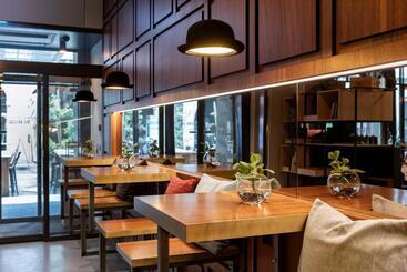 ホテル NH Bern The Bristol
