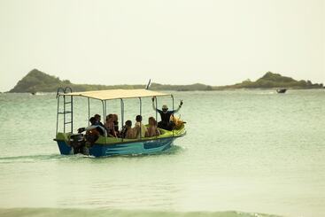 هتل Nilaveli Beach