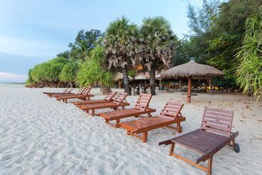 هتل Nilaveli Beach