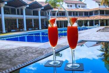 هتل Palms, Mount Lavinia
