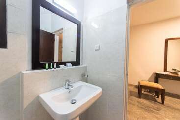هتل Palms, Mount Lavinia
