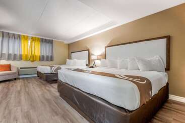 هتل Quality Inn & Suites