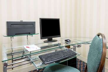 هتل Ramada By Wyndham London