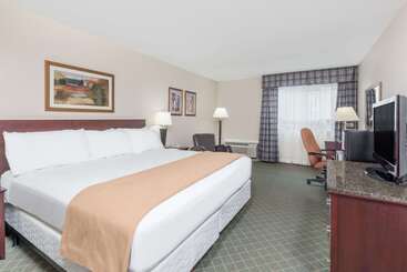 هتل Ramada By Wyndham London