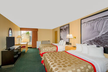 هتل Ramada By Wyndham Niagara Falls Near The Falls
