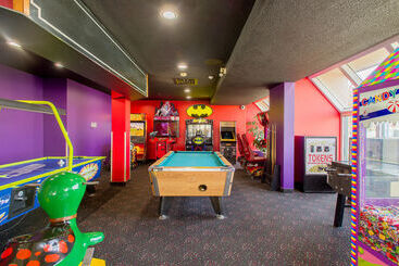 هتل Ramada By Wyndham Niagara Falls Near The Falls