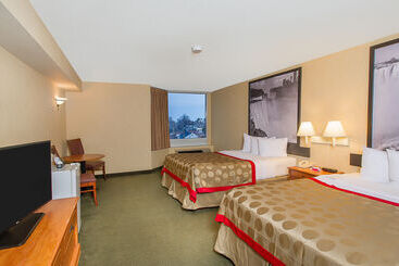 هتل Ramada By Wyndham Niagara Falls Near The Falls