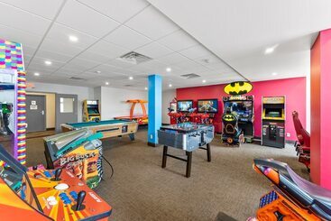 هتل Ramada By Wyndham Niagara Falls Near The Falls