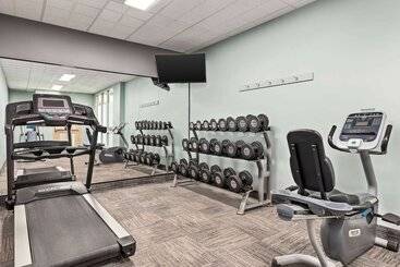 هتل Ramada By Wyndham Niagara Falls Near The Falls
