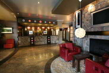 Sandman Hotel & Suites Kelowna