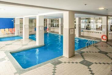 Sandman Hotel Montreal   Longueuil