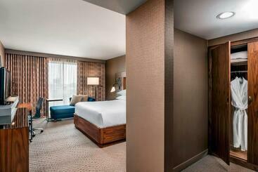 Sheraton Toronto Airport Hotel & Conference Centre