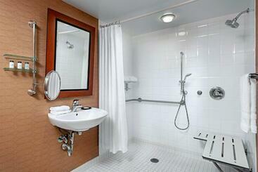 Sheraton Toronto Airport Hotel & Conference Centre