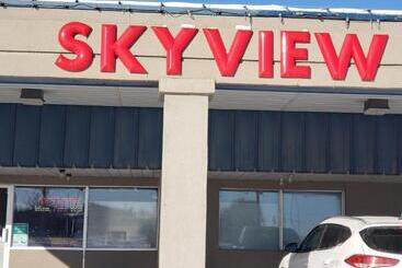 هتل Skyview Swift Current