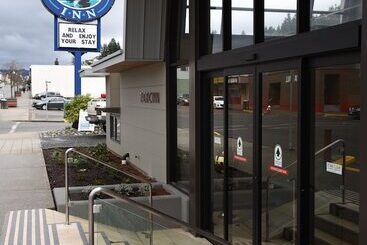 هتل The Pacific Inn