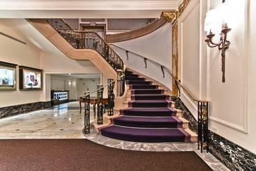 호텔 The Ritzcarlton, Montreal