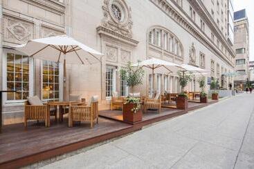 호텔 The Ritzcarlton, Montreal