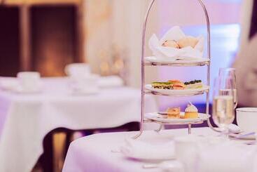 호텔 The Ritzcarlton, Montreal