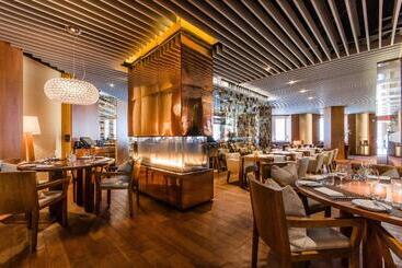 호텔 The Ritzcarlton, Montreal
