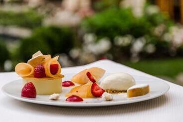 호텔 The Ritzcarlton, Montreal