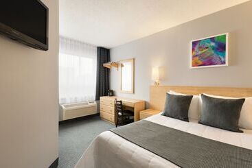 هتل Travelodge By Wyndham Montreal Centre