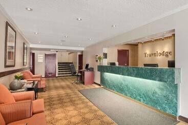 هتل Travelodge By Wyndham Nanaimo