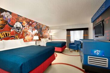 Travelodge Hotel By Wyndham Saskatoon