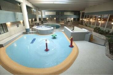 Travelodge Hotel By Wyndham Saskatoon