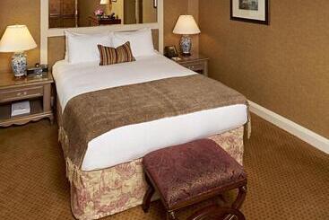 Wedgewood Hotel & Spa Relais & Chateaux