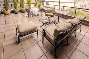 Wedgewood Hotel & Spa   Relais & Chateaux